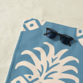 Serviette De Plage Conception tropicale de torsion d'ananas (En situation)