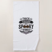 Serviette De Plage Conceptions de chemise Halloween Thick Thighs Spoo (Devant)