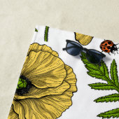 Serviette De Plage Coquelicots jaunes et coccinelles (En situation)