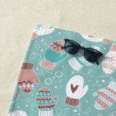 Serviette De Plage Cosy hiver Noël Mittens Motif à Mint (En situation)