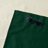 Serviette De Plage Couleur solide vert foncé (En situation)