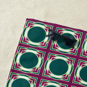 Serviette De Plage Couleurs de pastèque Motif géométrique (En situation)