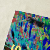 Serviette De Plage Couleurs sauvages Bleu pourpre Abstrait avec nom j (En situation)