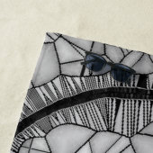 Serviette De Plage Crâne en verre de mosaïque, blanc noir (En situation)