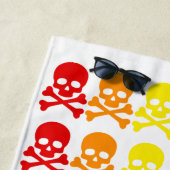 SERVIETTE DE PLAGE CRÂNES ARC-EN-CIEL (En situation)