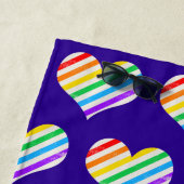 Serviette De Plage Cute Rainbow Heart Purple Pride (En situation)