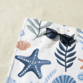 Serviette De Plage Cute Seashell Starfish Nom personnalisé (En situation)