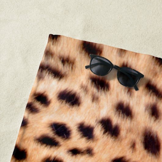 Serviette de plage de Cheetah (En situation)