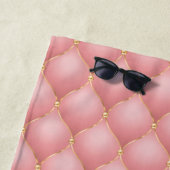 Serviette de plage de luxe Blush Rose Gold Diamond (En situation)