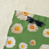 Serviette de plage de marguerites blanches (En situation)