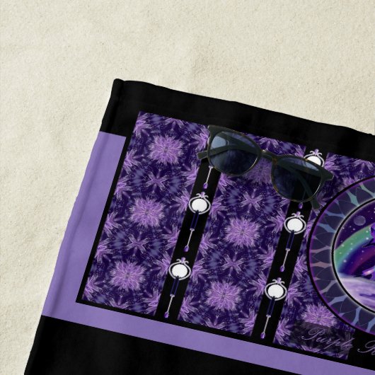 Serviette de plage de violet Rain fairy (En situation)