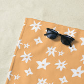 Serviette De Plage Dessin de ligne orange vif Graphique floral (En situation)
