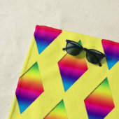 Serviette de plage - Diamants en rainbow Stripes (En situation)