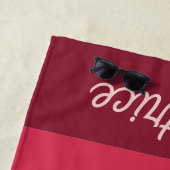 Serviette De Plage Différentes Nuances de Rose Personnalisables (En situation)
