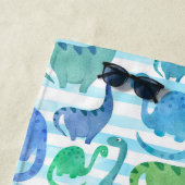 Serviette De Plage Dino Stripe Aquarelle Dinosaures Personnalisé (En situation)
