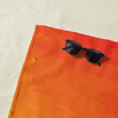 Serviette De Plage Dinosaur T-Rex Orange Attack Nom personnalisé (En situation)