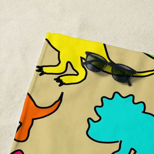 Serviette De Plage Dinosaures colorés (En situation)