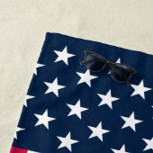 Serviette De Plage Drapeau américain des étoiles et des rayures perso (En situation)