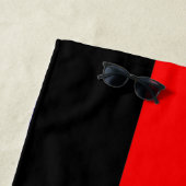 Serviette De Plage Drapeau de fierté polyamoureuse (En situation)