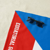 Serviette De Plage Drapeau de la Guinée Équatoriale Splendide Patriot (En situation)