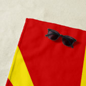 Serviette De Plage Drapeau de la Macédoine du Nord (En situation)