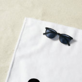 Serviette De Plage Drapeau pirate crâne épées croisées (En situation)