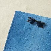 Serviette De Plage Droplets d'eau contre ciel bleu (En situation)