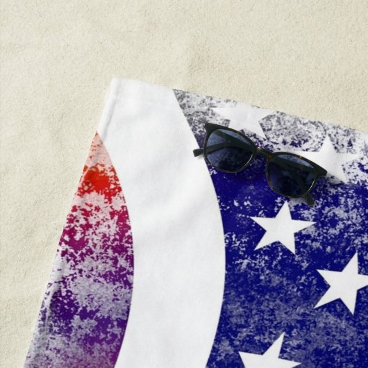 Serviette de plage du drapeau américain blanchie à (En situation)