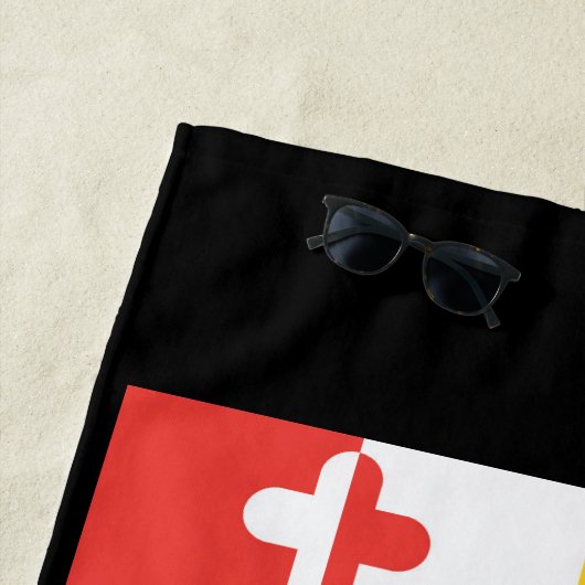 Serviette de plage du drapeau du Maryland (En situation)