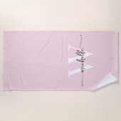 Serviette De Plage Écriture de nom de monogramme rose pâle moderne et (Devant)