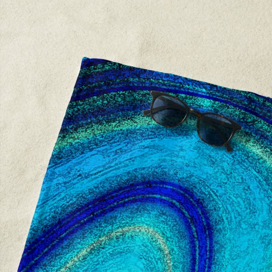 Serviette De Plage Elégant Aquamarine Paua Rainbow Shell inspiré (En situation)