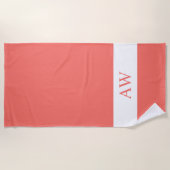 Serviette De Plage Élégant corail blanc Monogramme (Devant)