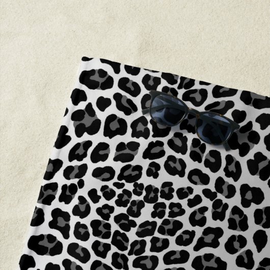 Serviette De Plage Empreinte de léopard de neige (En situation)