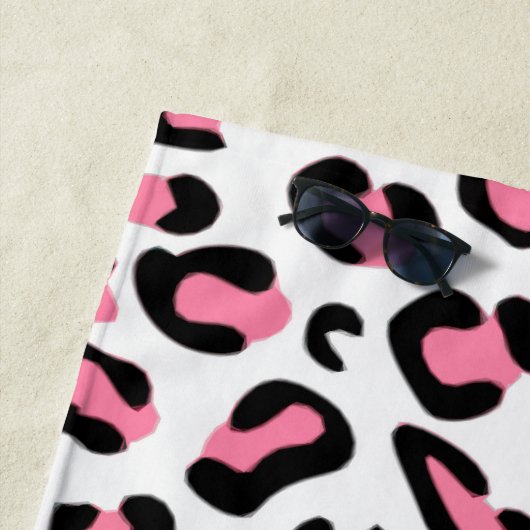 Serviette De Plage Empreinte de léopard rose (En situation)