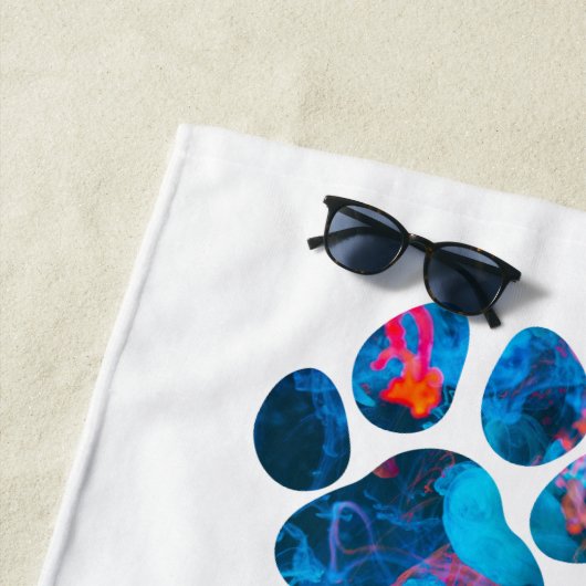 Serviette De Plage Empreintes de pattes de chiens - Encre dans l'eau (En situation)