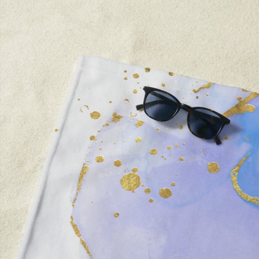 Serviette De Plage Encre d'alcool rose, pourpre et bleu (En situation)