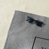 Serviette De Plage Entreprise logo argent noir (En situation)