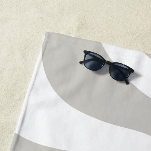 Serviette De Plage Eperon Liquide Rétro Abstrait Motif gris blanc (En situation)