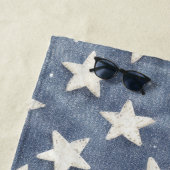 Serviette De Plage Étoiles Blanches Bleues   (En situation)