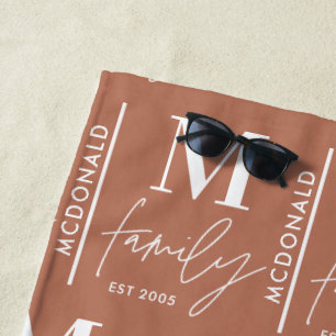 Serviette De Plage Famille de rouille minimaliste moderne et personna