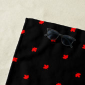 Serviette De Plage Feuille d'érable du chalet canadien (En situation)