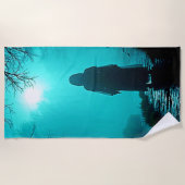 Serviette De Plage Figure de fantôme dans Haunted Woods Design (Devant)