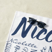 Serviette De Plage Filles personnalisées long nom avec chevaux (En situation)