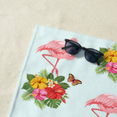 Serviette De Plage Flamant rose rose & Hibiscus Tropical Fancy Motif (En situation)