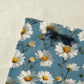 Serviette De Plage Fleur marguerite en bleu incomparable (En situation)
