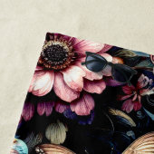 Serviette De Plage Fleurs et papillons de printemps antiques (En situation)