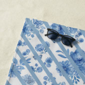 Serviette de plage Floral Bleu et Blanc (En situation)