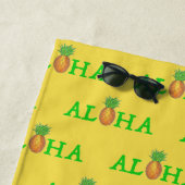 Serviette De Plage Fruit d'ananas de l'île tropicale d'Hawaï ALOHA (En situation)