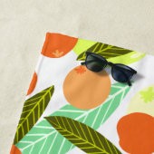 Serviette De Plage Fruits de néflier d'été Verdure (En situation)
