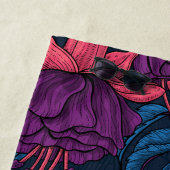 Serviette De Plage Fuchsia en bleu et violet (En situation)